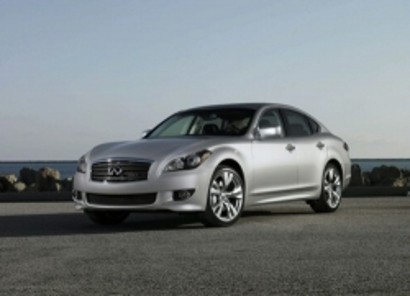 Infiniti M 2011  